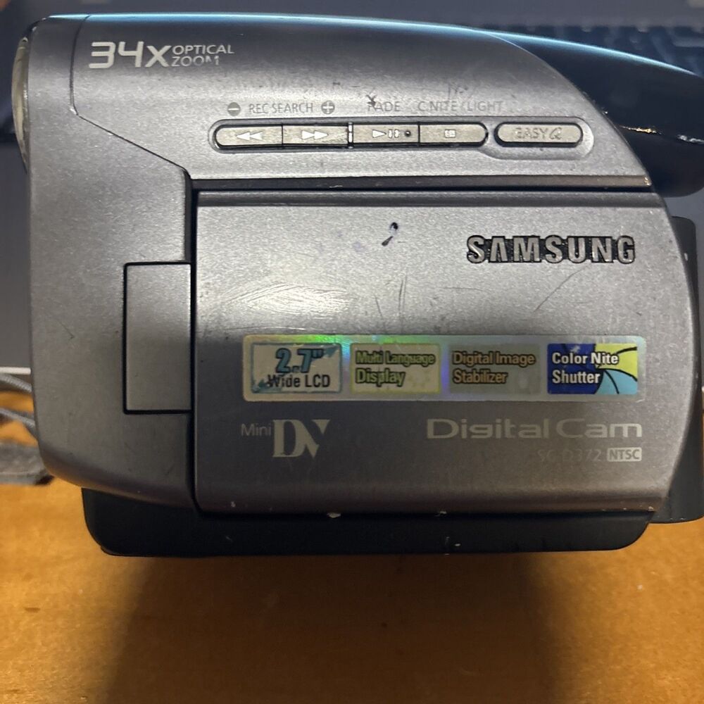 Samsung SC-D372 Mini DV Digital Camcorder NO CHARGER
